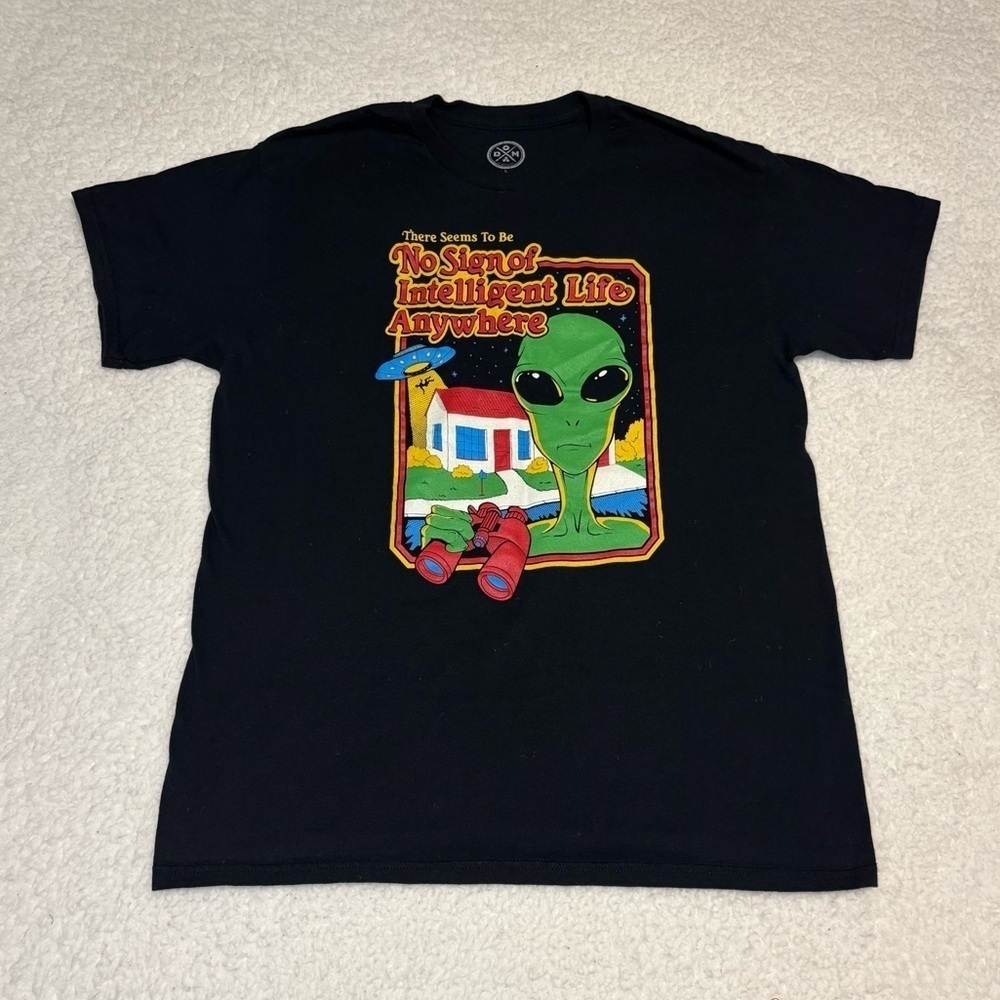 DOM Men Black Alien Graphic Print Short Sleeve Cotton T-shirt